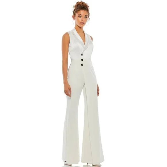 Mac Duggal Pants - MAC DUGGAL Sleeveless Wide Leg Jumpsuit in White Size US 8 NWT